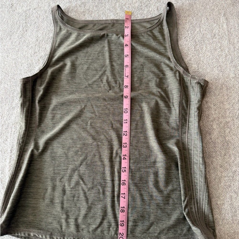 lululemon athletica Tank Top - Picture 7 of 8